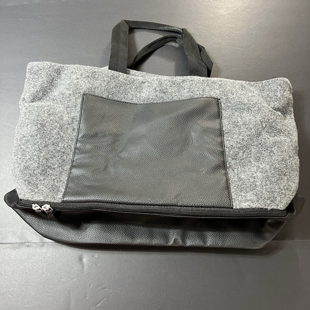 DSW Large Tote Bag Felt Travel Weekender Canvas Bottom Gray Black Zip Up Handles